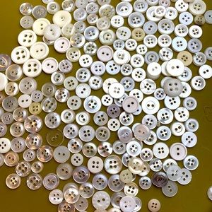 Vintage 242 buttons in white, pearl white and bone colors